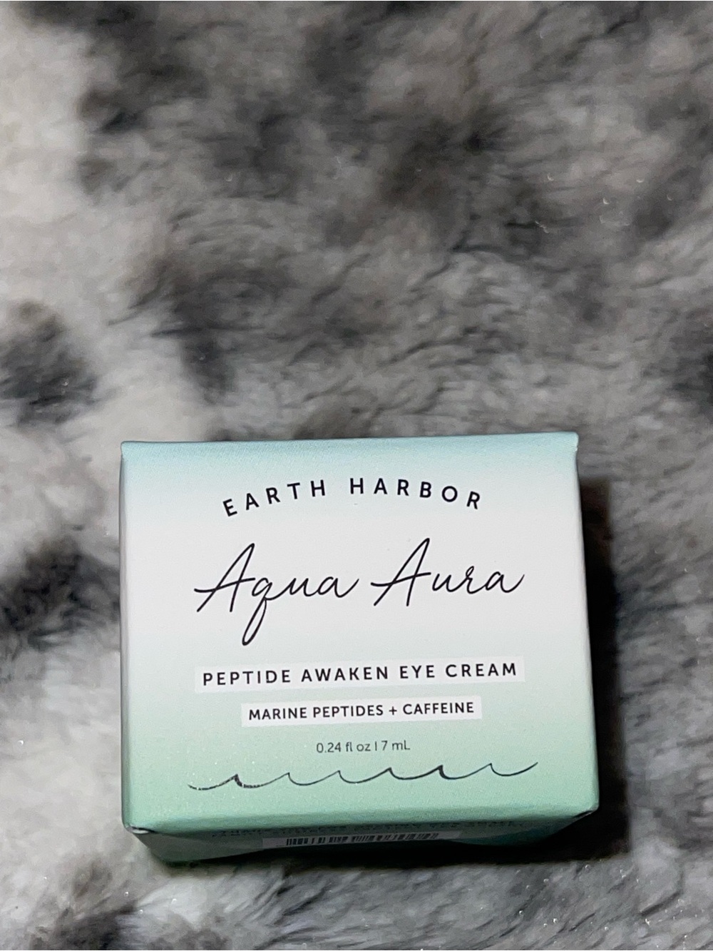 Earth harbor eye cream